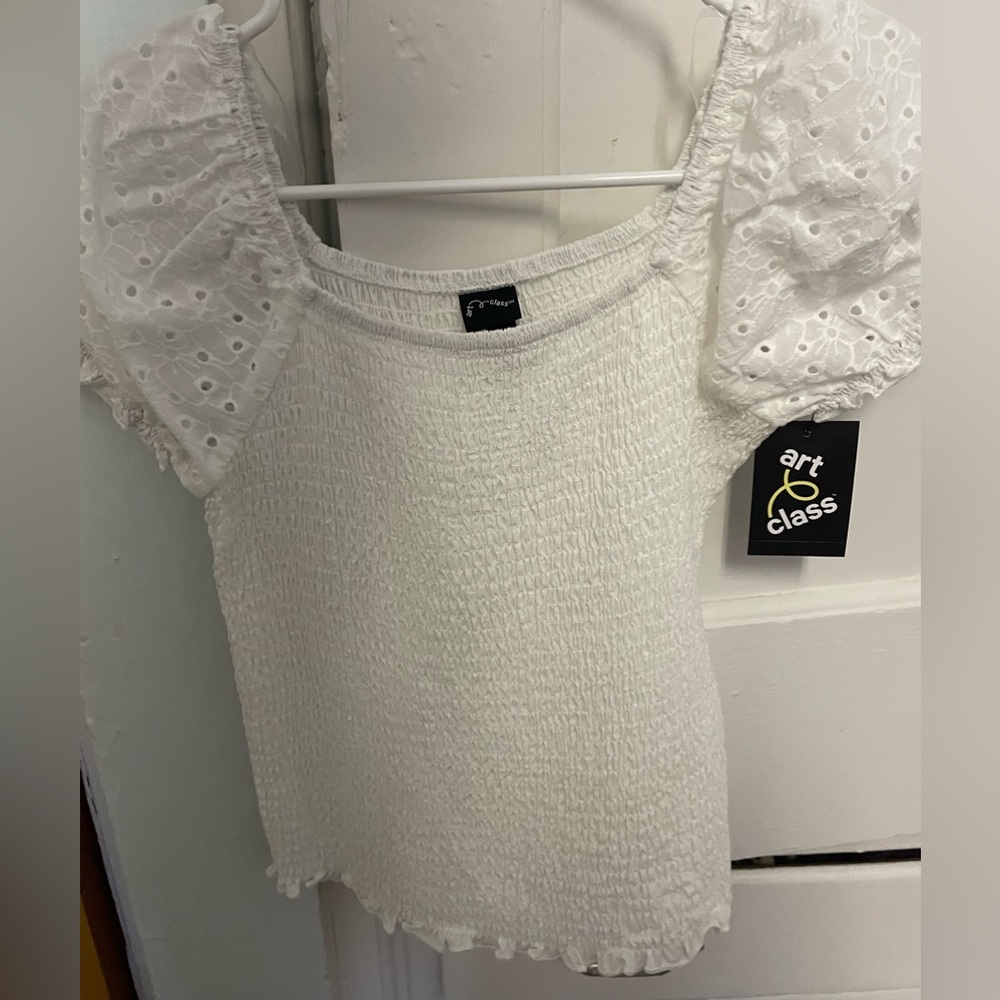 NWT Size 10/12 girls shirt